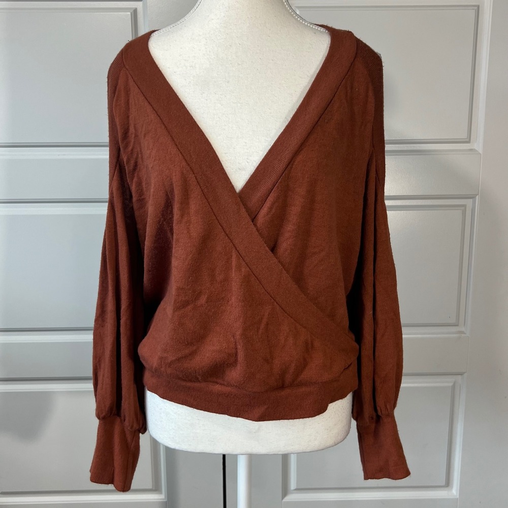 Willow & Root Wrap Blouse Cold Shoulder Long Sleeve Rust Knit‎ Top Size M